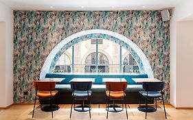 جاليريا فيك ميلانو